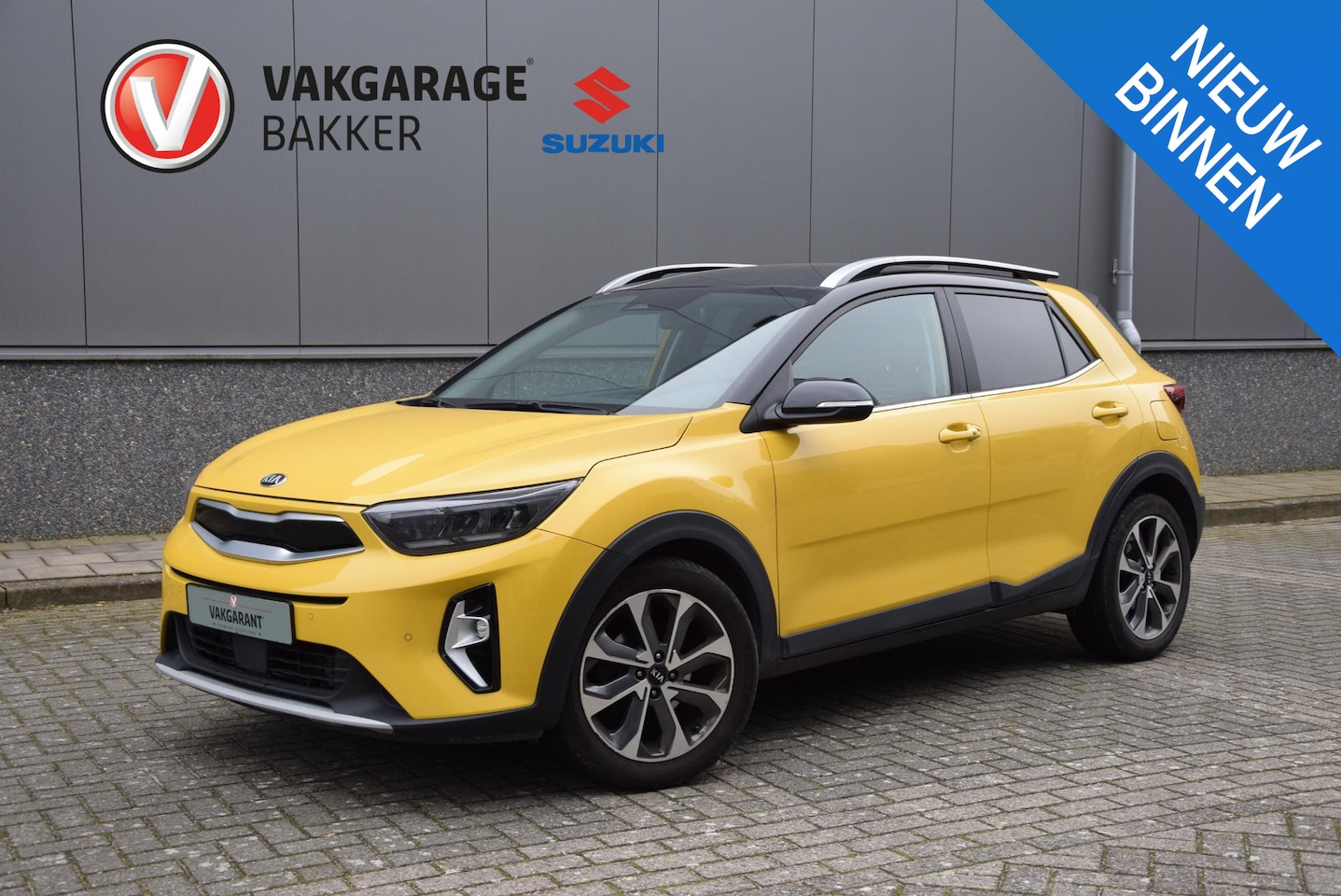 Kia Stonic - 1.0 T-GDi MHEV DynamicPlusLine l Automaat | Trekhaak | KIA-garantie | - AutoWereld.nl