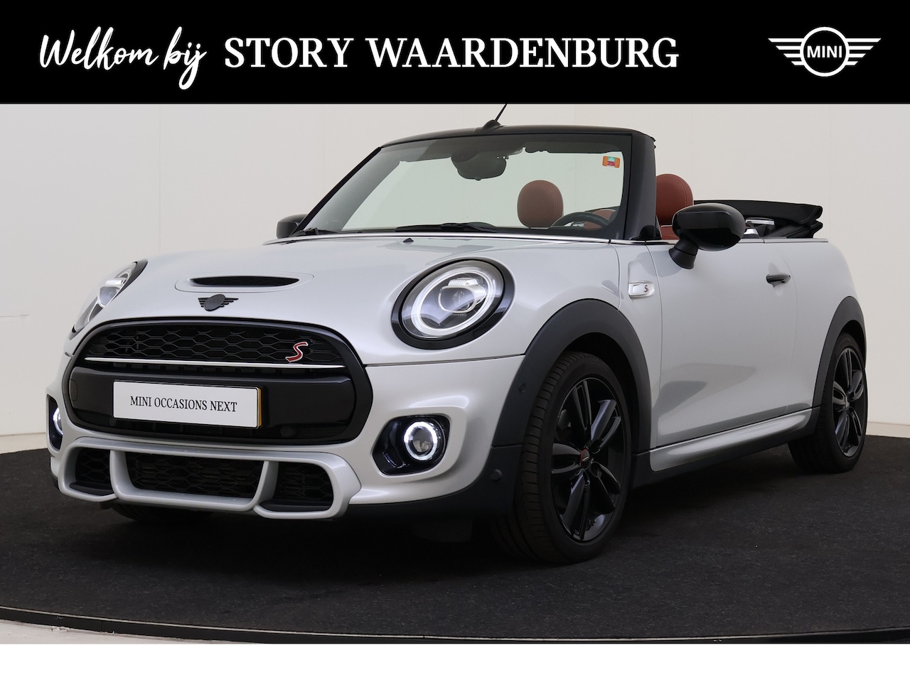 MINI Cabrio - Cooper S John Cooper Works Automaat / Achteruitrijcamera / Comfort Access / LED / Comforts - AutoWereld.nl