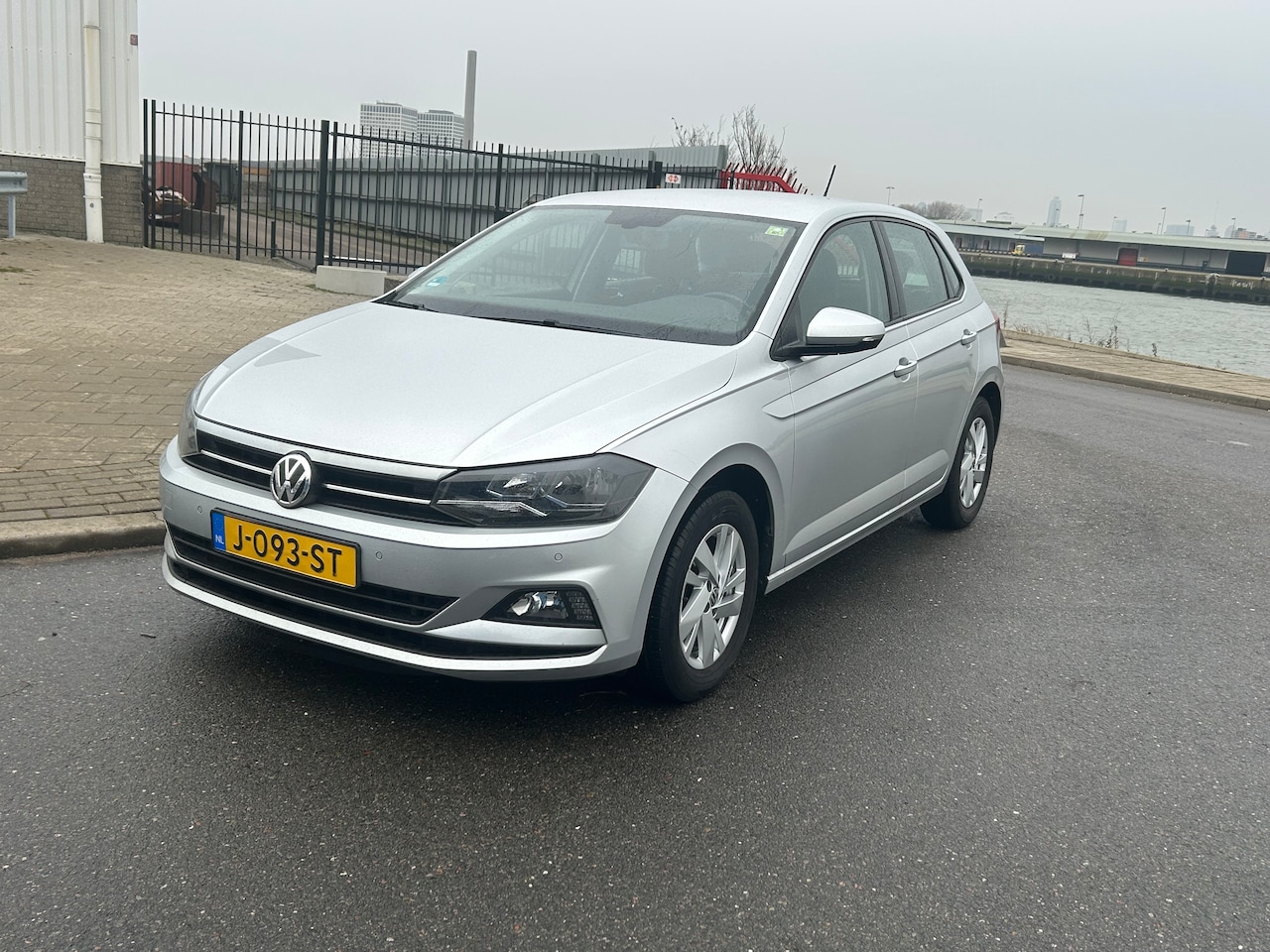 Volkswagen Polo - 1.0 TSI Comfortline Business DSG AUT NAVI PDC ECC LED - AutoWereld.nl