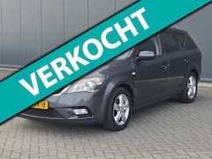 Kia Cee'd - 1.4 CVVT X-ecutive Navi