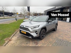 Toyota RAV4 - 2.5 Hybrid Bi-Tone | LEDEREN BEKLEDING | 360 CAMERA | NAVIGATIE | STOELVERWARMING | ELEKTR