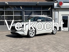 Suzuki Swift - 1.2 Style Smart Hybrid Automaat Parelmoer wit