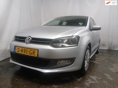 Volkswagen Polo - 1.4-16V Comfortline - Rechter Front Schade