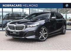 BMW 5-serie Touring - 530e High Executive M Sport Automaat / Trekhaak / Adaptieve LED / Live Cockpit Professiona