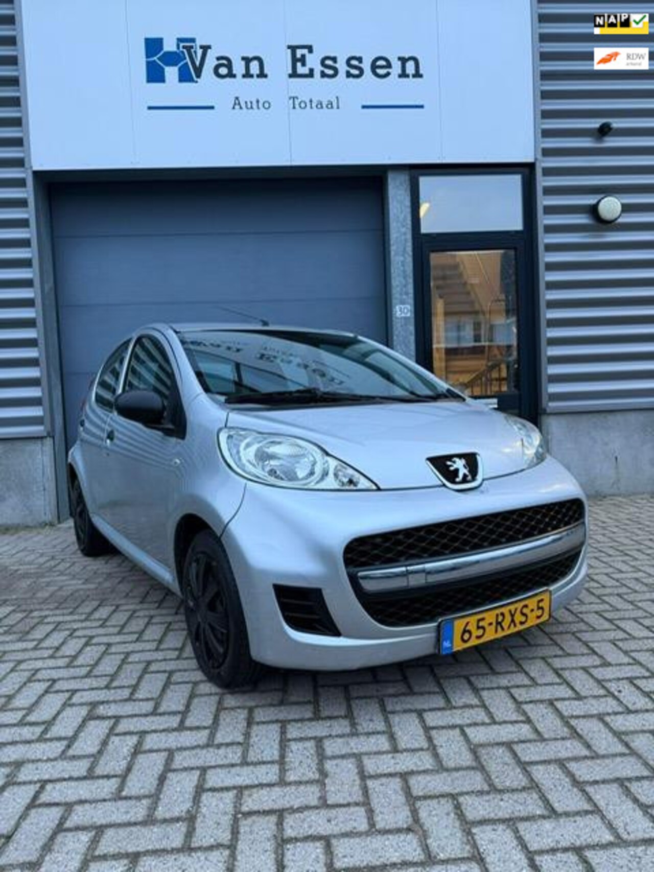 Peugeot 107 - 1.0-12V XR 1.0-12V XR - AutoWereld.nl
