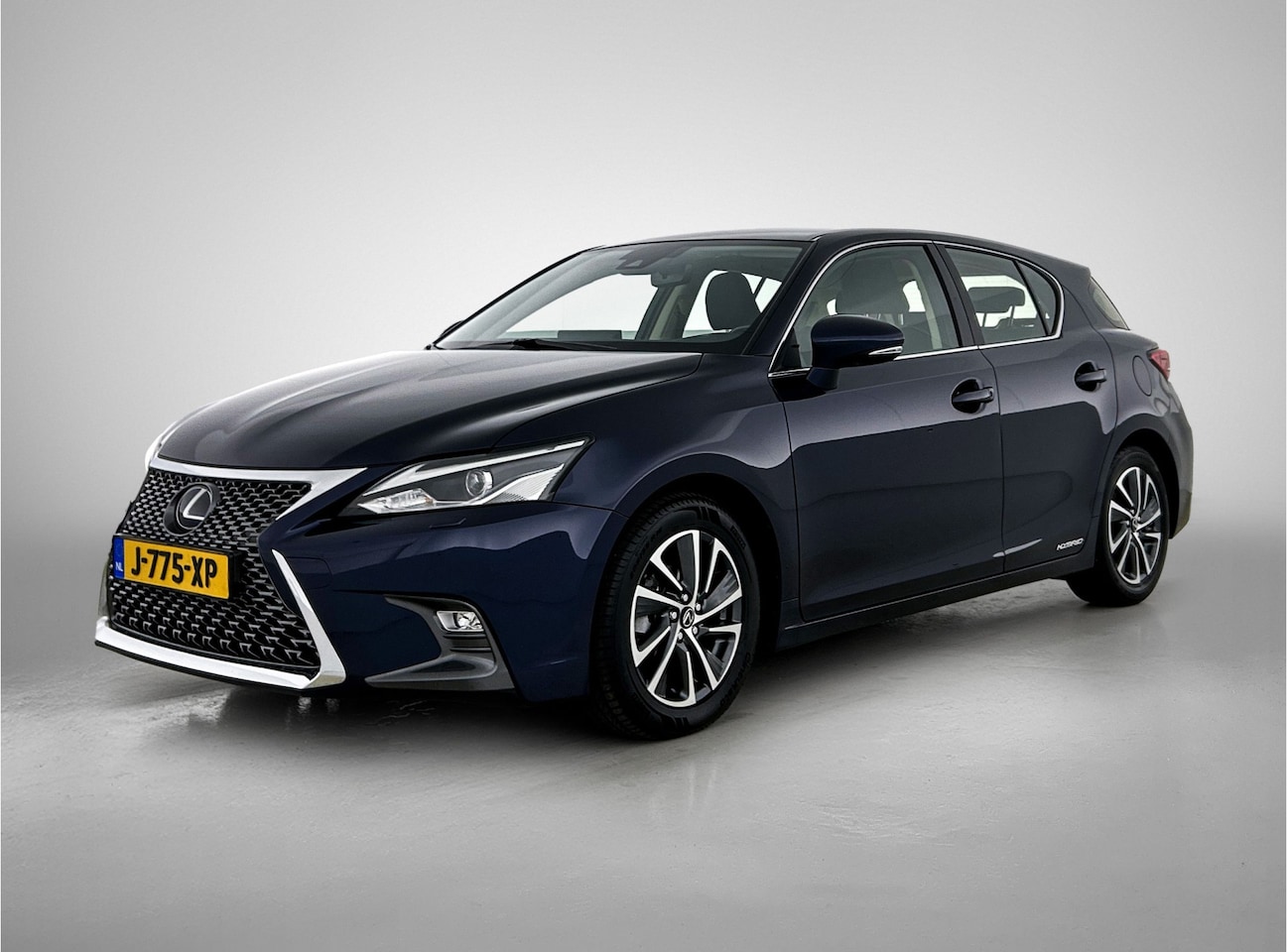 Lexus CT 200h - Ultimate Edition | Navigatie | L - AutoWereld.nl