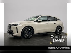 BMW iX - xDrive45 101 kWh | Comfort Access | Trekhaak met elektrisch wegklapbare kogel | Glazen pan