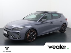 CUPRA Leon - 1.5 TSI e-Hybrid VZ Performance | 272 PK | SoH 100% | Panoramadak | Matrix LED koplampen |