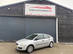 Ford Focus - 1.6-16V Champion