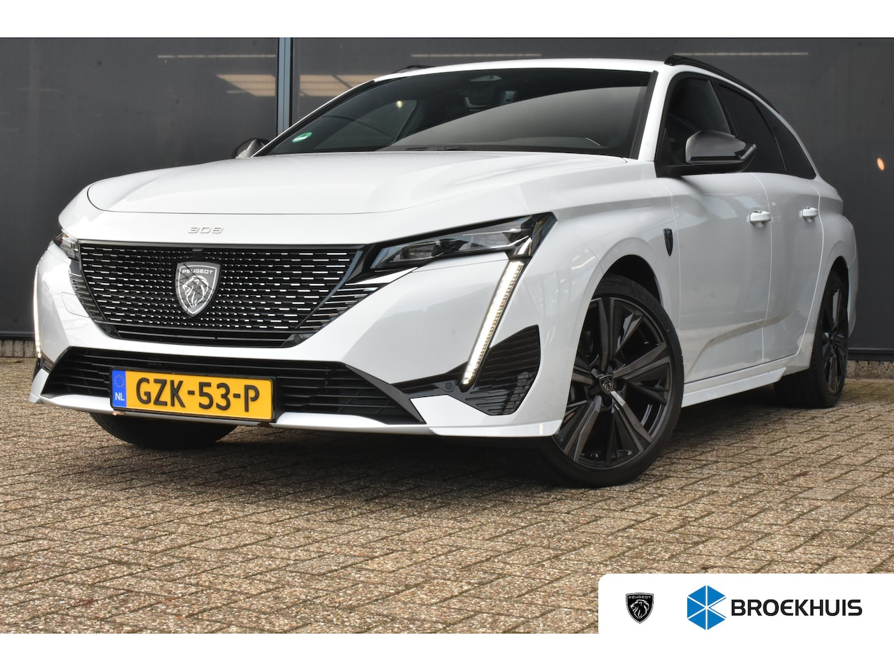 Peugeot 308 SW - 1.2 Hybrid 145 e-DCS6 GT | Navigatie | Adaptive Cruise | Half-Leder | Voorruitverwarming | - AutoWereld.nl