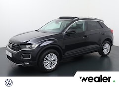 Volkswagen T-Roc - 1.5 TSI Style | 150 PK | Automaat | Panoramadak | Climate control |