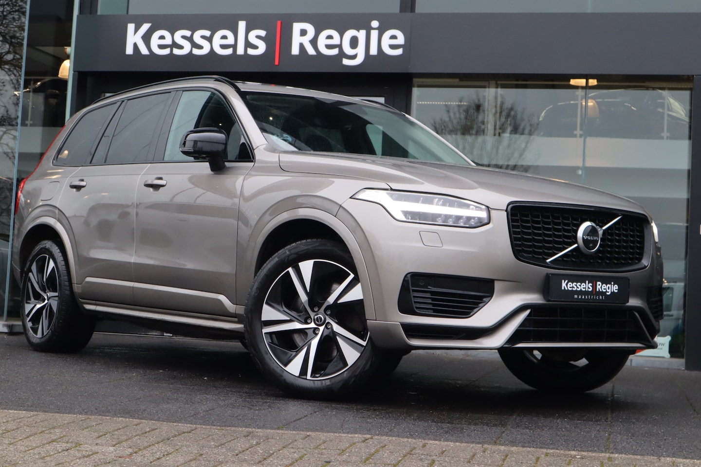 Volvo XC90 - 2.0 T8 Recharge AWD R-Design Pano 7pers. Memory BLIS ACC - AutoWereld.nl