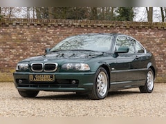 BMW 3-serie Coupé - 323 Ci Farngrün "25.000 kilometers" Collectible quality condition with original 25.000 km,