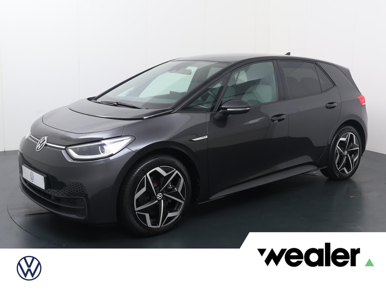 Volkswagen ID.3 - First Plus 58 kWh | 204 PK | SoH 91% | Panoramadak | Matrix LED koplampen | Voorstoelen ve - AutoWereld.nl