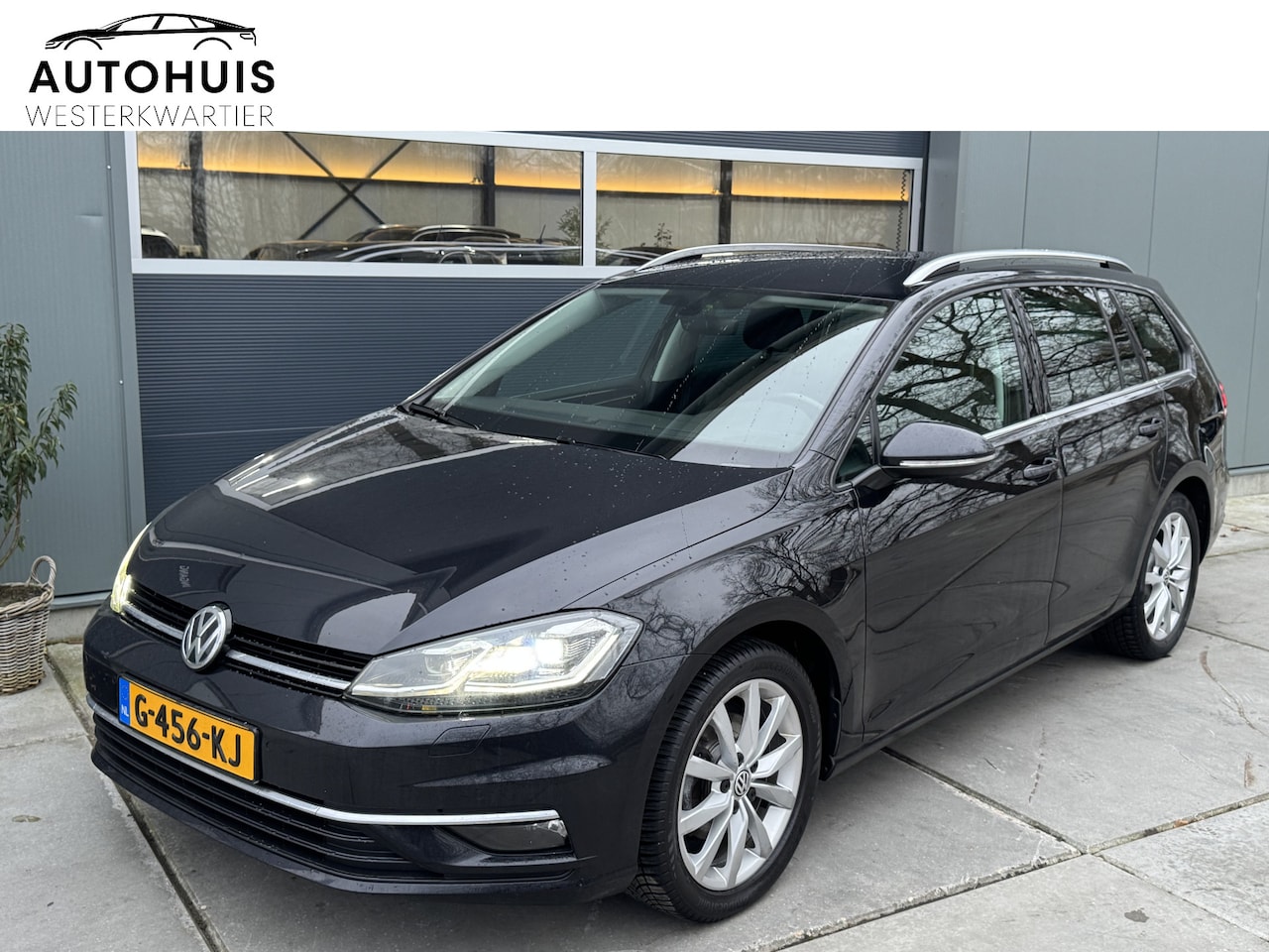 Volkswagen Golf Variant - 1.5 TSI 150pk DSG Highline Climate Control Stoelverwarming LED Koplampen Massagestoel - AutoWereld.nl
