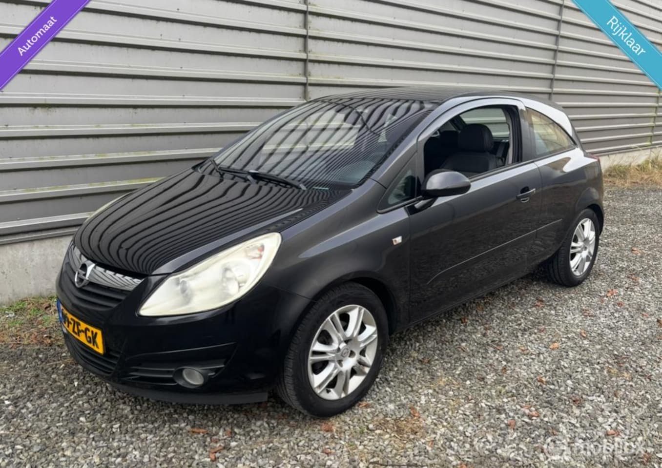 Opel Corsa - 1.4-16V VOL AUTOMAAT|Leder|Cruise|StoelVerwarming| Stuur Verwarming|Parkeer Sensoren| Nett - AutoWereld.nl