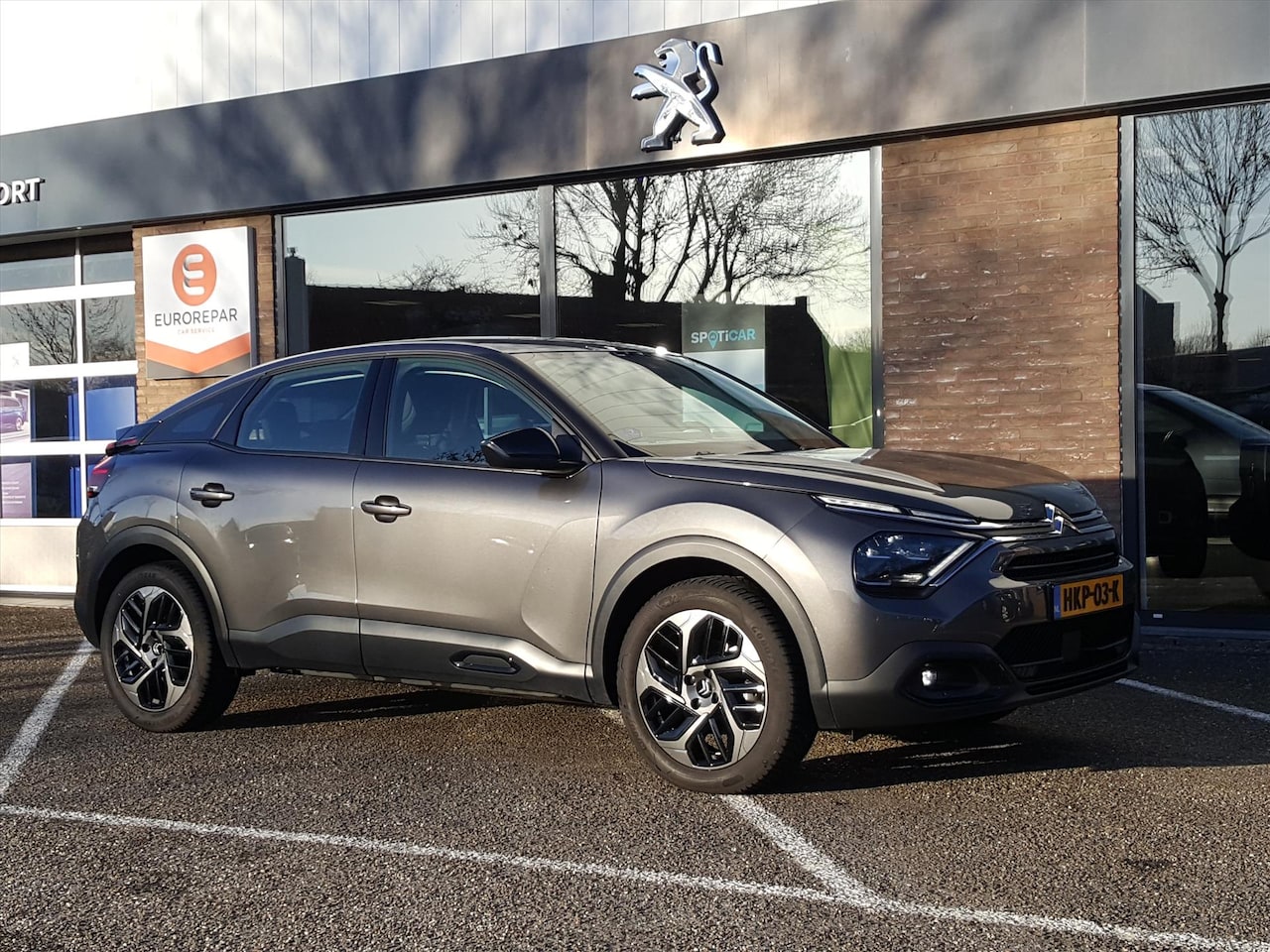 Citroën C4 - 1.2 PureTech 130pk S&S EAT8 Laun - AutoWereld.nl