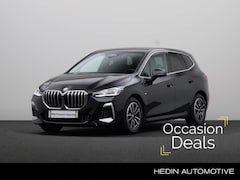 BMW 2-serie Active Tourer - 220i M-Sport | Glazen Panoramadak | PDC Voor/Achter | Sportstoelen Voor | | Achteruitrijca