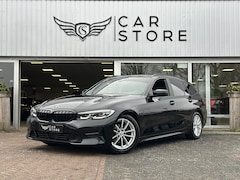 BMW 3-serie Touring - 318i High Executive Edition |CARPLAY|CLIMA|STOEL VWM|NAVI|PDC