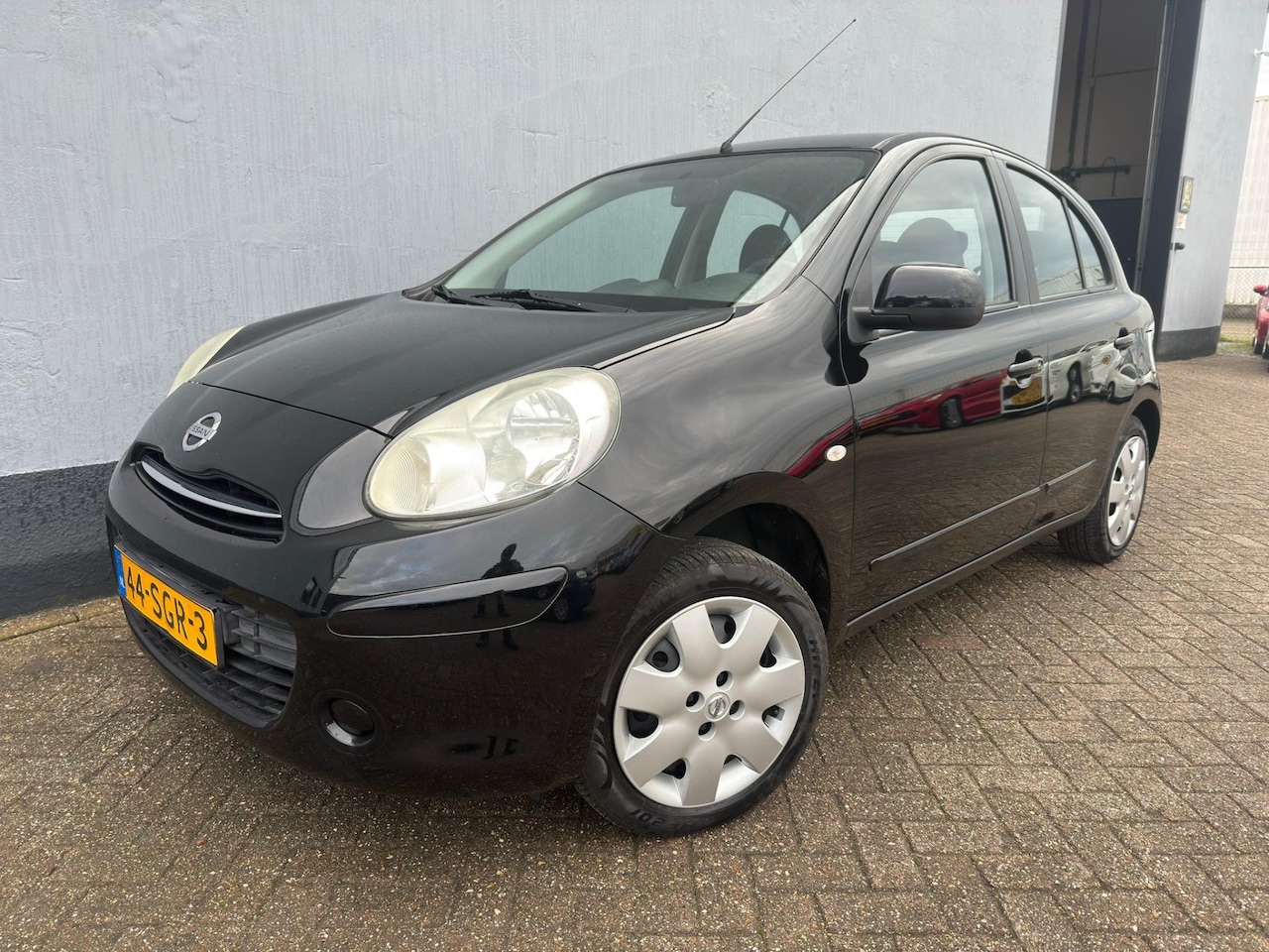 Nissan Micra - 1.2 Acenta 5-Deurs - Airco - Trekhaak - AutoWereld.nl