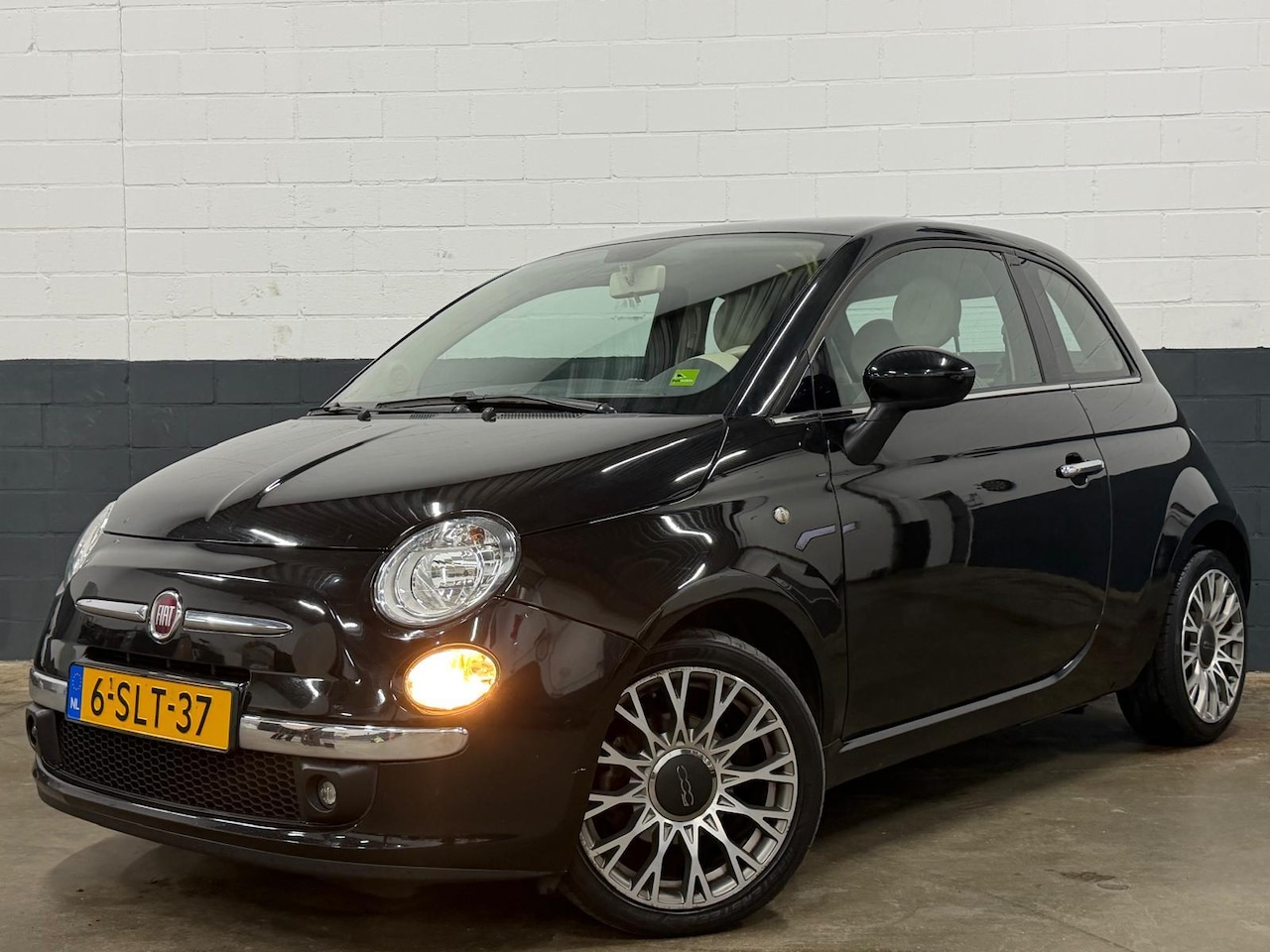 Fiat 500 - 0.9 TwinAir Lounge|PANO|AIRCO|LICHTMETALEN VELGEN - AutoWereld.nl
