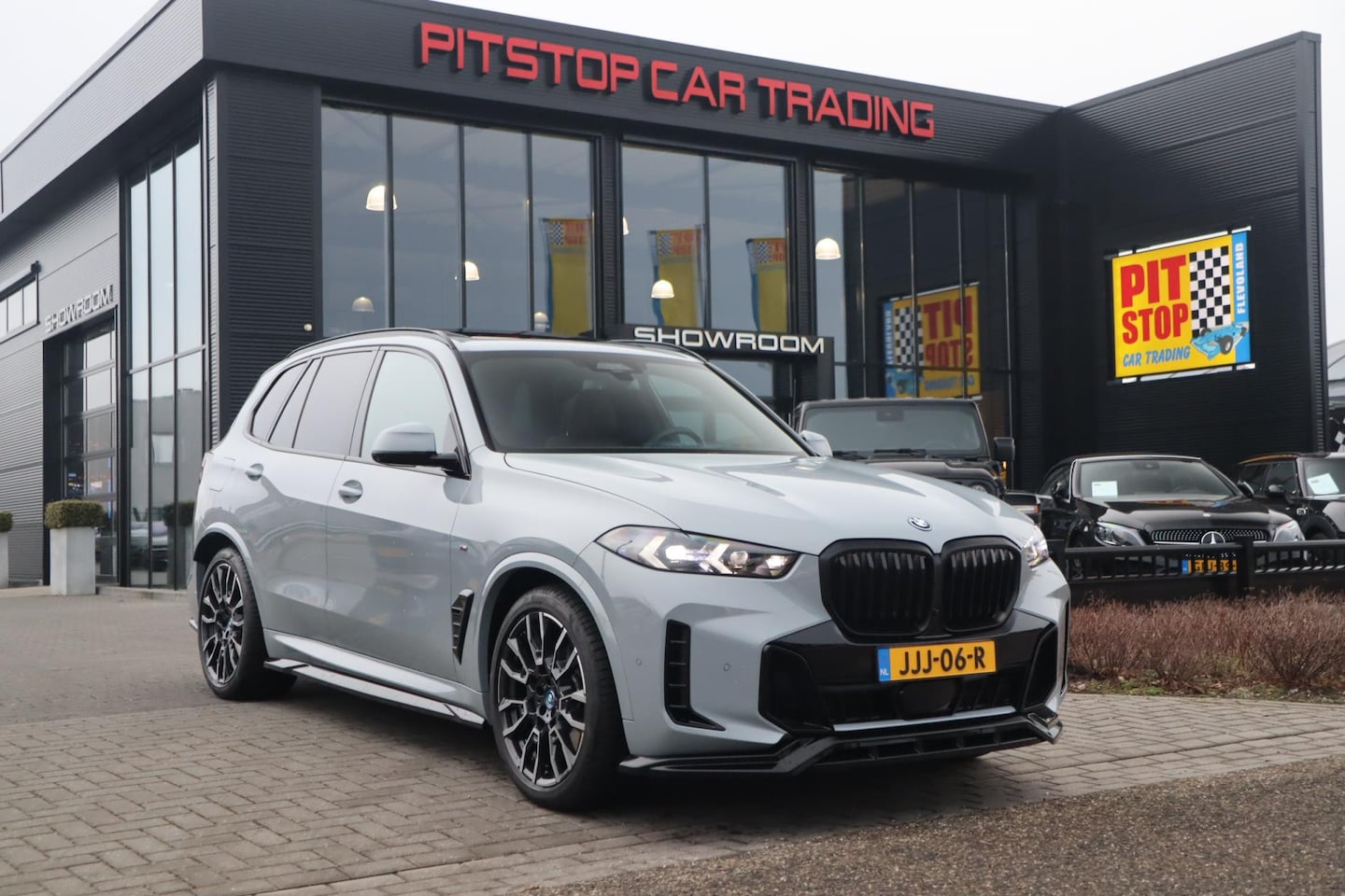 BMW X5 - xDrive50e XDrive50e, M-Sport Pro, Sky Lounge, Trekhaak, Massage! - AutoWereld.nl