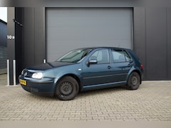 Volkswagen Golf - 2.0 Trendline Automaat