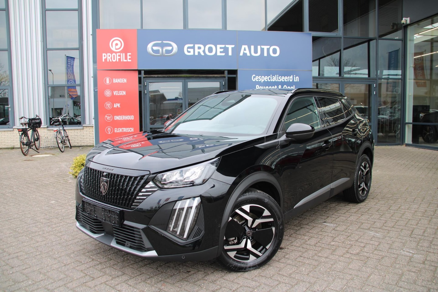 Peugeot 2008 - 1.2 Hybrid 145 Allure Automaat Airco Navi 360 Camera Carplay 6.665km - AutoWereld.nl