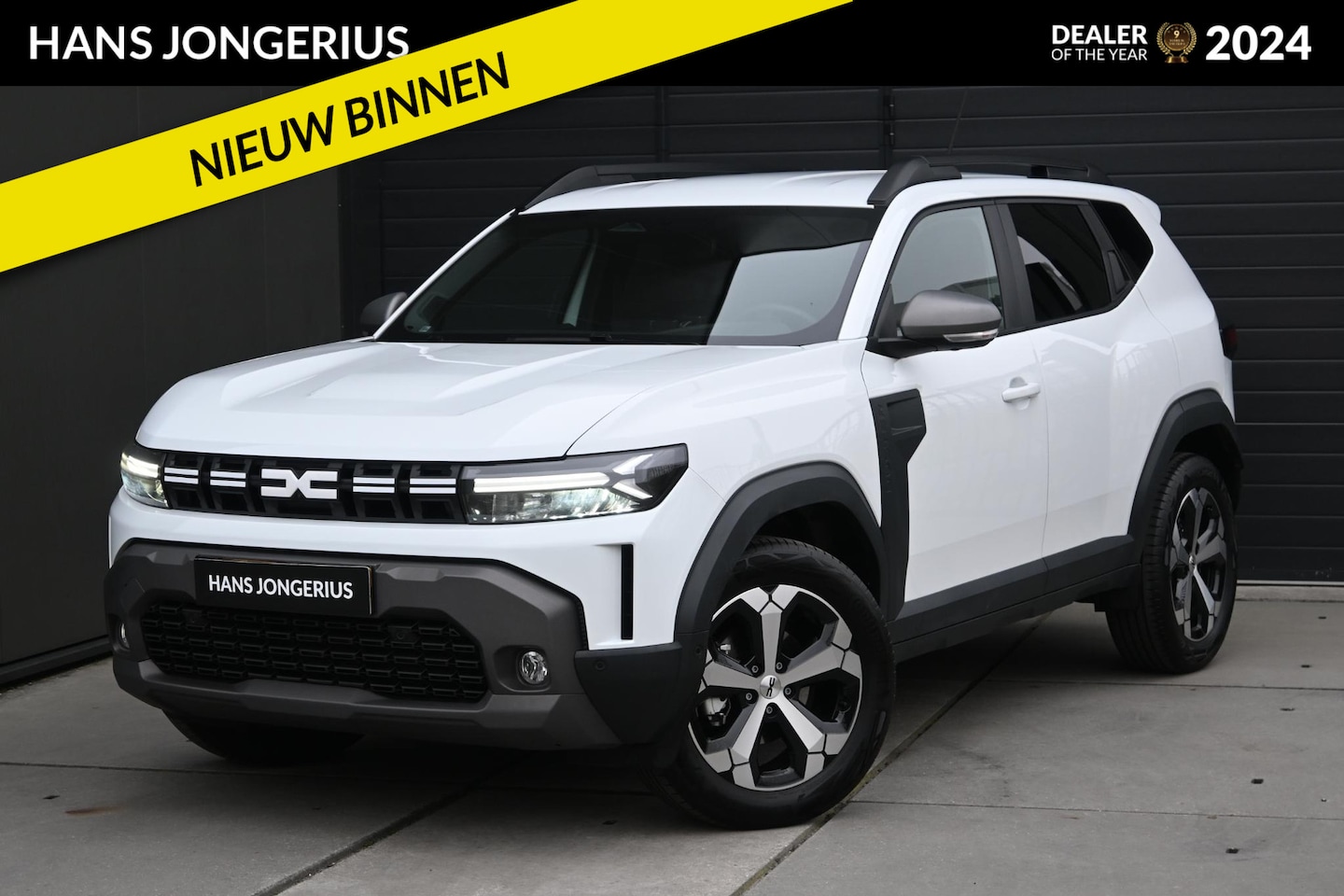 Dacia Duster - Hybrid 140 PK Journey | AUTOMAAT | 360 CAMERA | STUUR/STOELVERWARMING | NAVI | CRUISE CONT - AutoWereld.nl