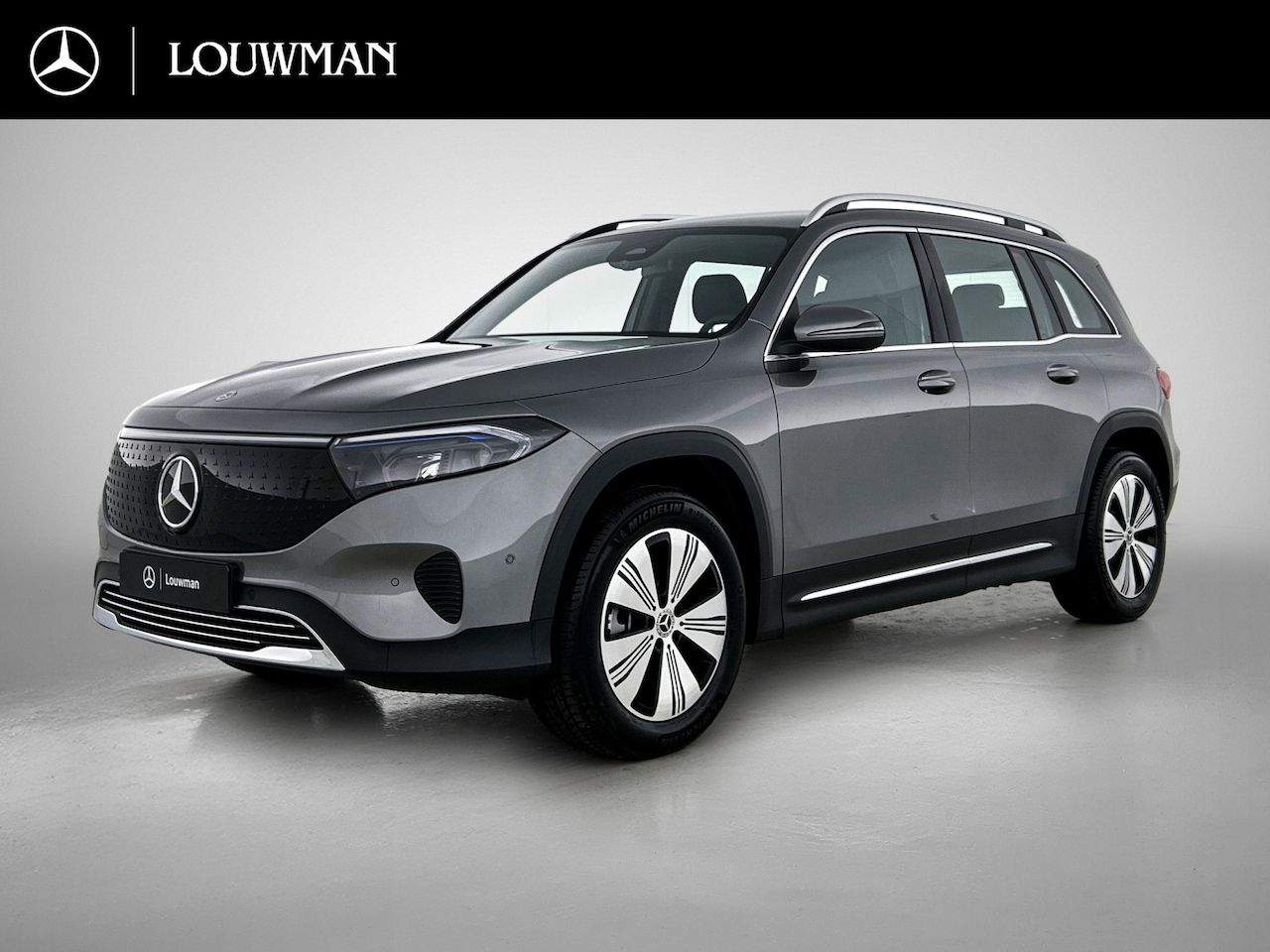 Mercedes-Benz EQB - 250+ Business Solution 71 kWh | Stoelverwarming | Parkeerpakket met achteruitrijcamera | S - AutoWereld.nl