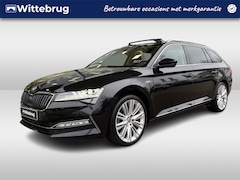 Skoda Superb Combi - 1.4 TSI 218PK DSG iV Laurin & Klement / Panorama dak / Ledere bekleding / Zwenkbare trekha