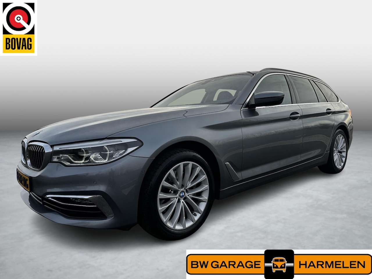 BMW 5-serie Touring - 520i High Executive Edition | Trekhaak | Ambiance verlichting | Verwarmde voorstoelen | Ca - AutoWereld.nl