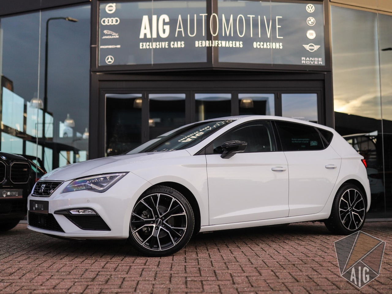 SEAT Leon - 1.5 TSI FR Business Intense | Camera | Beats | ACC | Seat Lightning - AutoWereld.nl