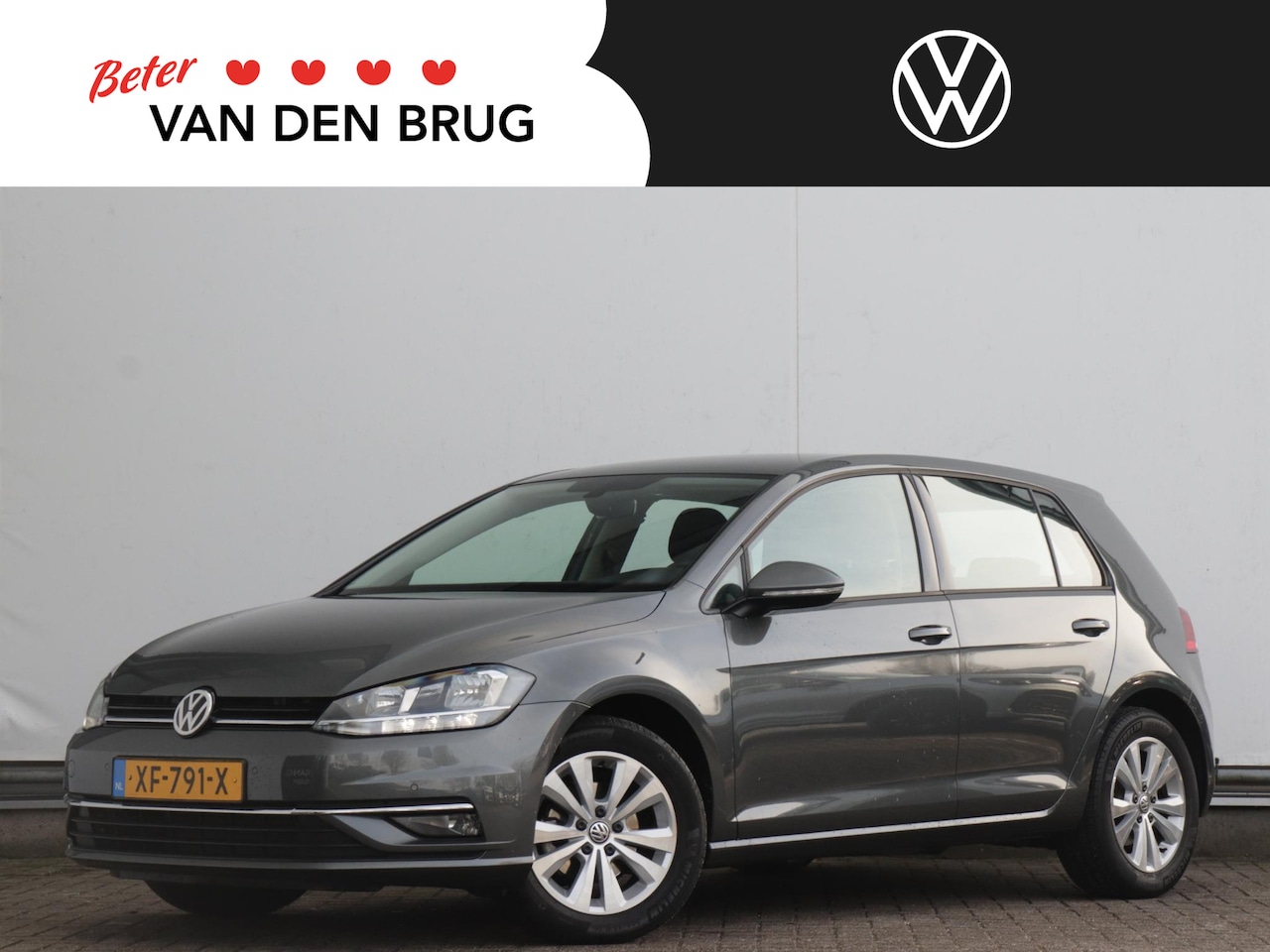 Volkswagen Golf - 1.0 TSI Comfortline | Apple Carplay / Android Auto | Parkeersensoren voor & achter | Clima - AutoWereld.nl