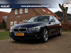 BMW 3-serie - 318i Executive Aut. | Full Led | 18 Inch | Facelift | Navigatie | Slechts 82.000KM | Histo
