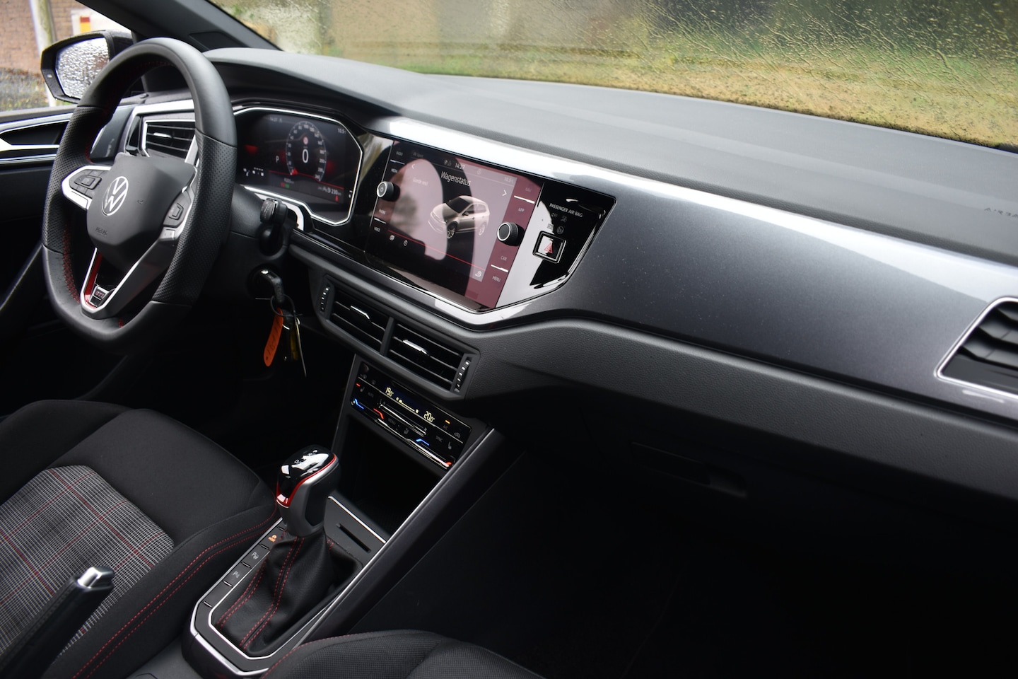 Volkswagen Polo - GTI 2.0 TSI 210PK DSG GTI-SPORT VIRTUAL/LED/CARPLAY FABRIEKS GARANTIE - AutoWereld.nl