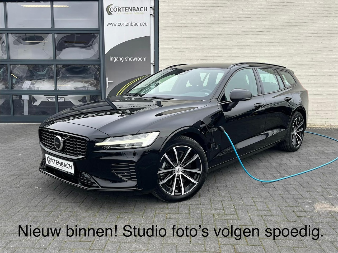 Volvo V60 - 2.0 T6 Plug-in hybrid AWD Plus Dark | Long Range | Adaptieve cruise | Memory | Blis | Acti - AutoWereld.nl