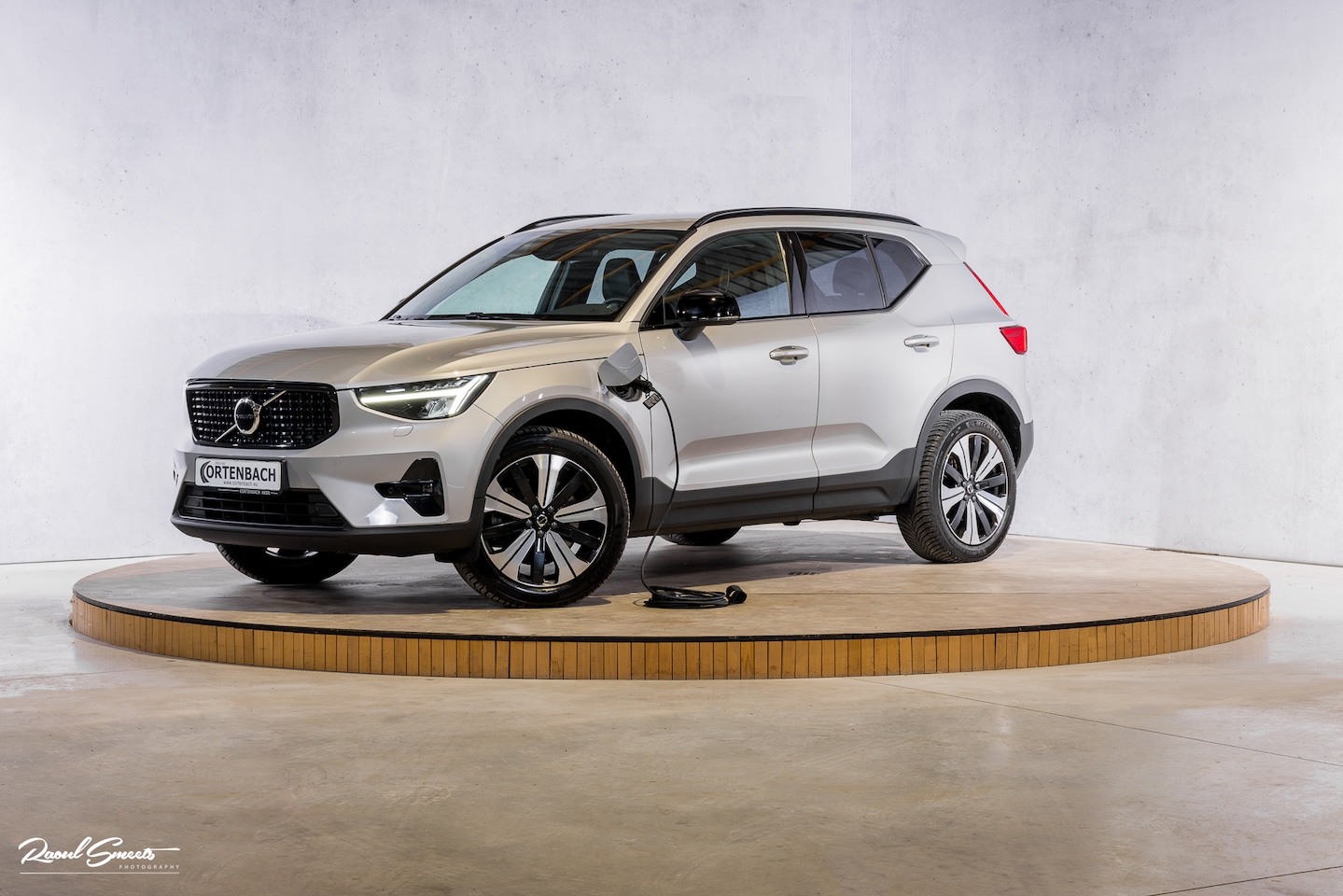 Volvo XC40 - 1.5 T5 Plug-in hybrid Plus Dark | Adaptieve cruise | Blis | Memory | Harman Kardon | Leder - AutoWereld.nl