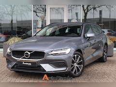 Volvo V60 - B3 Momentum Advantage 163pk | Stoelverwarming | Dodehoek | Camera | Trekhaak | ACC | Clima