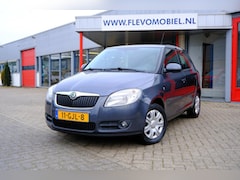Skoda Fabia - 1.4-16V Ambiente Airco|Cruise|Trekhaak|RCD
