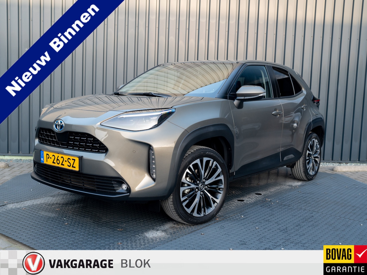 Toyota Yaris Cross - 1.5 Hybrid Executive | JBL | Head Up | BSM | Navi | Stoelverw. | Prijs Rijklaar!! - AutoWereld.nl