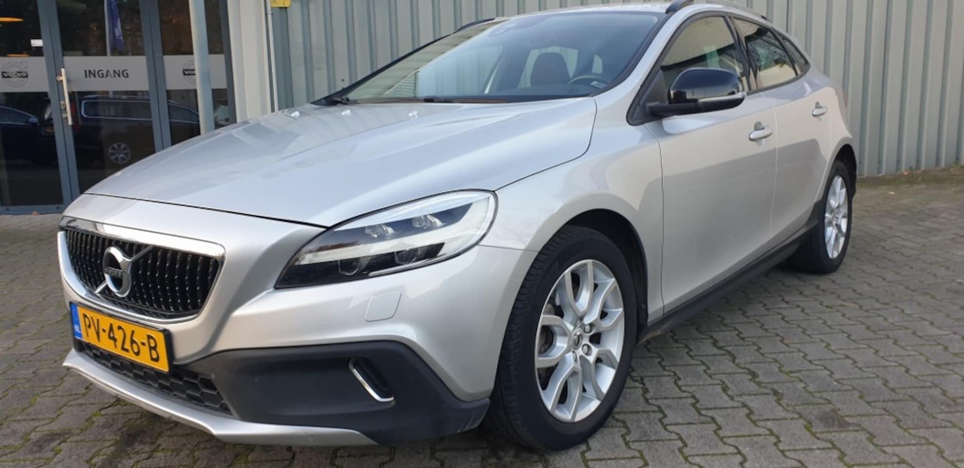 Volvo V40 - 1.5 T3 NORDIC+   AUTOMAAT - AutoWereld.nl
