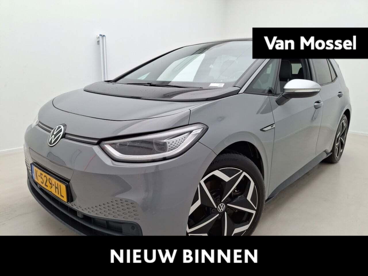 Volkswagen ID.3 - First Plus 58 kWh 204 PK| Navigatie | Stoelverwarming | Stuurwielverwarming | Achteruitrij - AutoWereld.nl