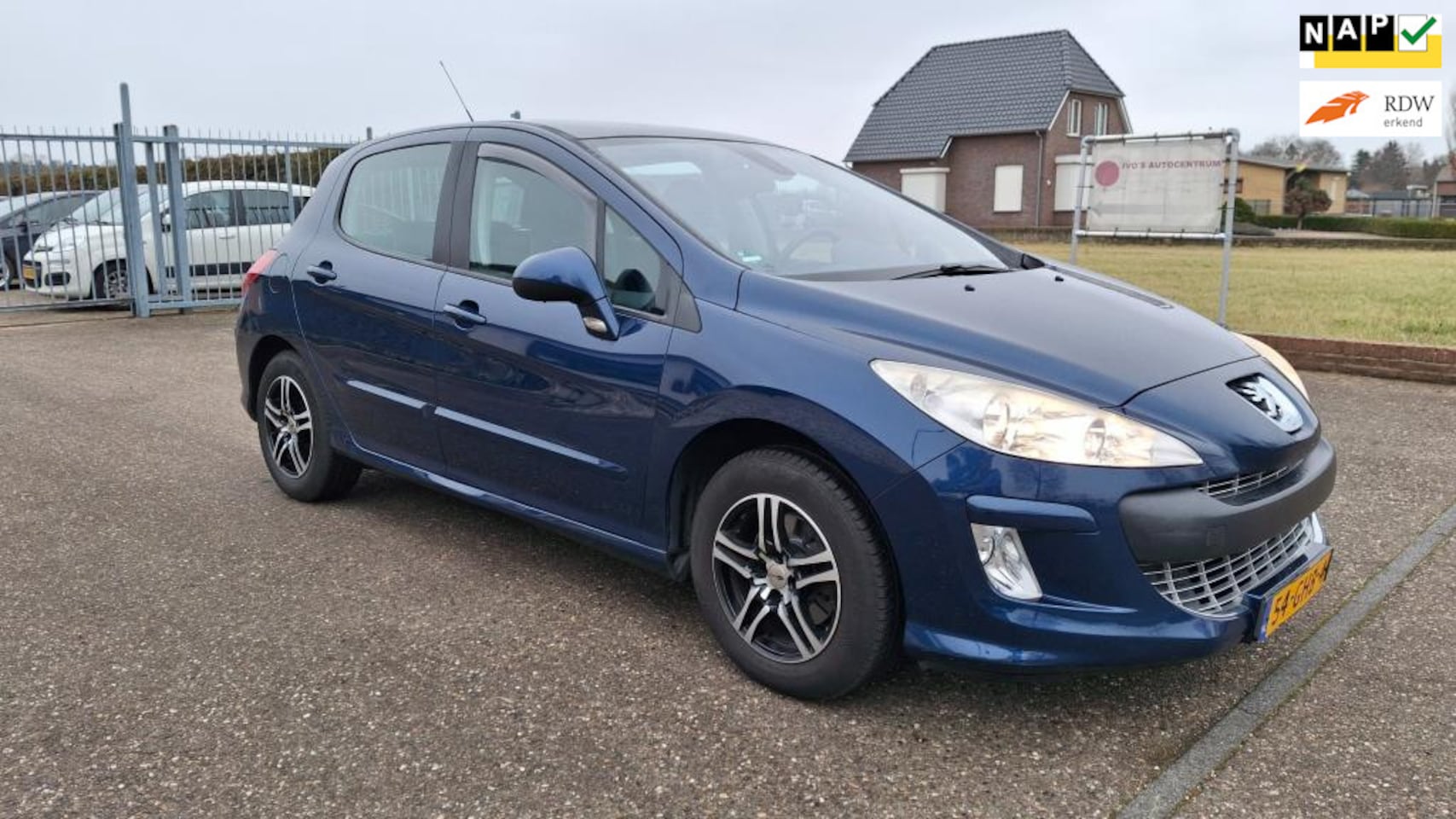 Peugeot 308 - 1.6 VTi XS AUTOMAAT WEINIG KM!!! - AutoWereld.nl