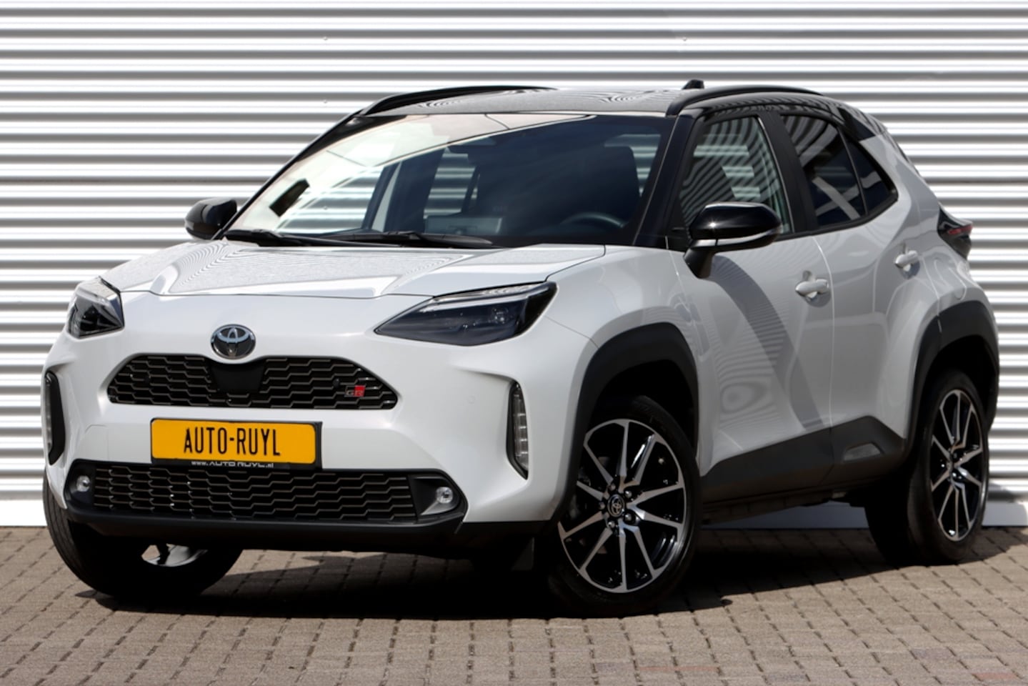 Toyota Yaris Cross - 1.5 Hybrid 130 GR Sport JBL / Head-Up - AutoWereld.nl