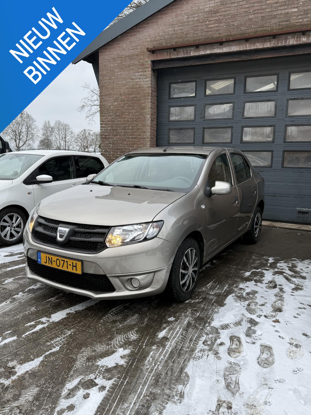 Dacia Logan MCV - 1.2 16V Elektrisch Pakket/Parkeersensoren achter - AutoWereld.nl