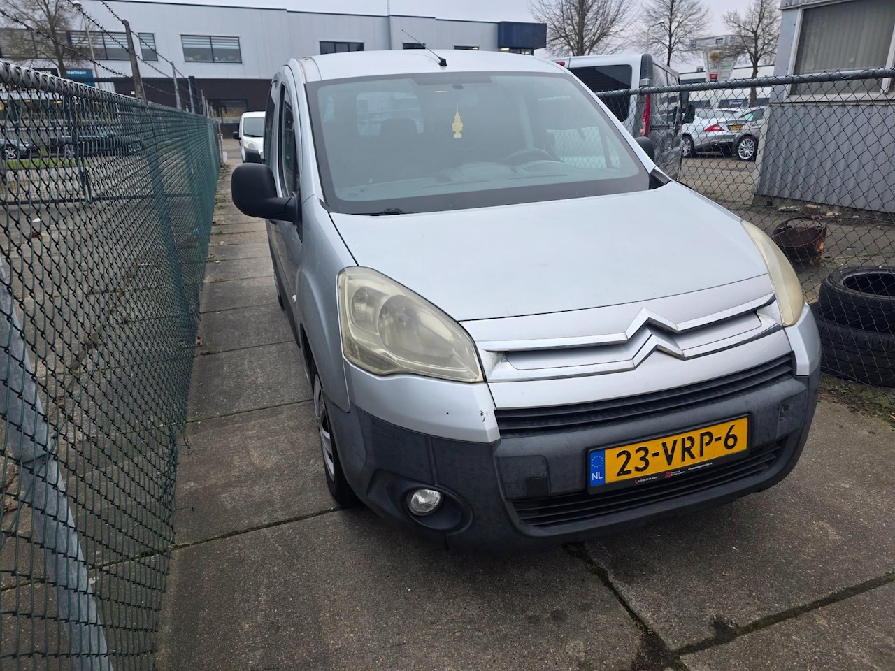Citroën Berlingo - 1.6 HDI 500 Comfort 1.6 HDI 500 Comfort - AutoWereld.nl