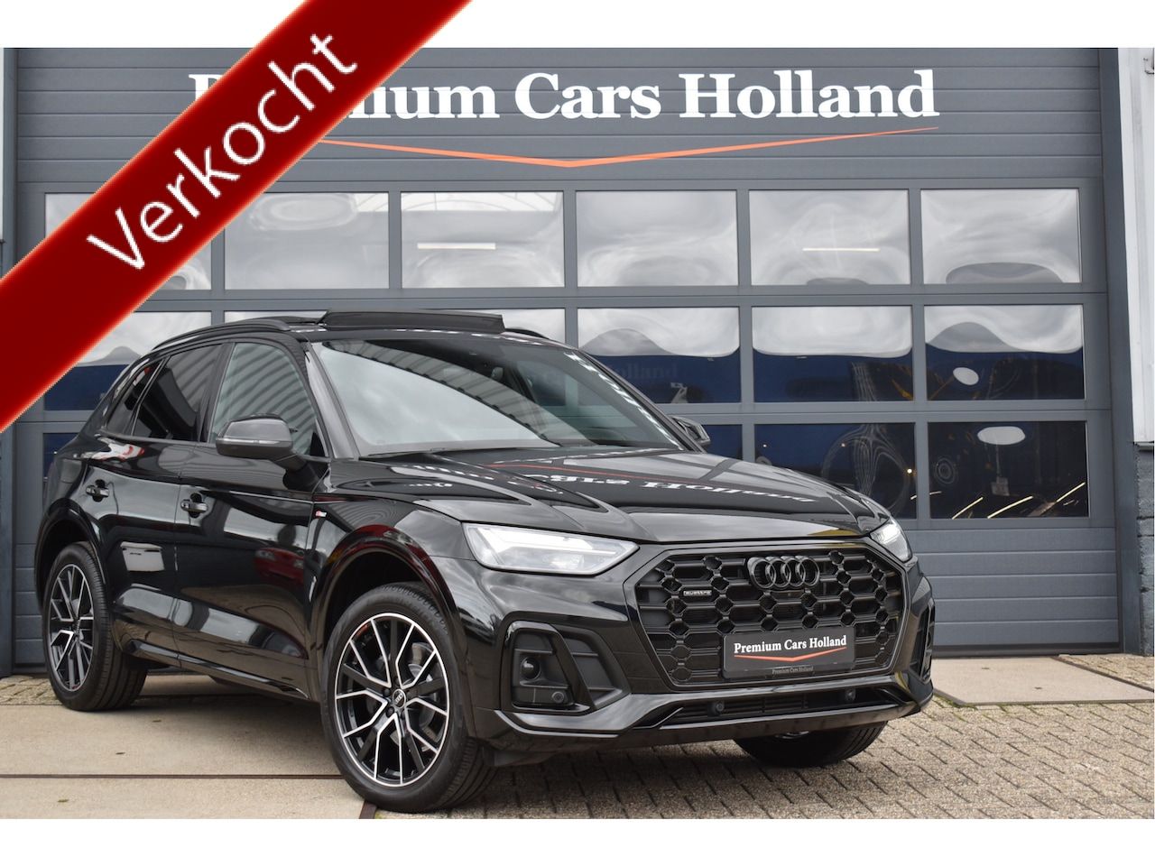 Audi Q5 - 50 TFSI e S-Line 299 Pk Pano Navi Leder Sfeer HUD 360 Camera 20 Inch - AutoWereld.nl