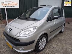 Peugeot 1007 - 1.4 Gentry APK keurige goede auto