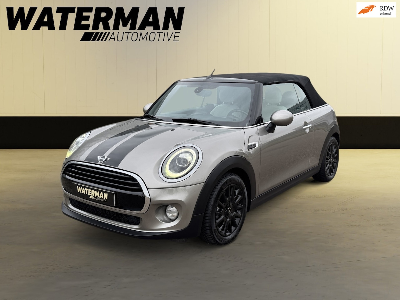 MINI Cabrio - 1.5 Cooper CHILI FACELIFT LEDER/STOELVERWARMING/CR.-CONTROL/CLIMATE/PDC/LED/UNION. - AutoWereld.nl